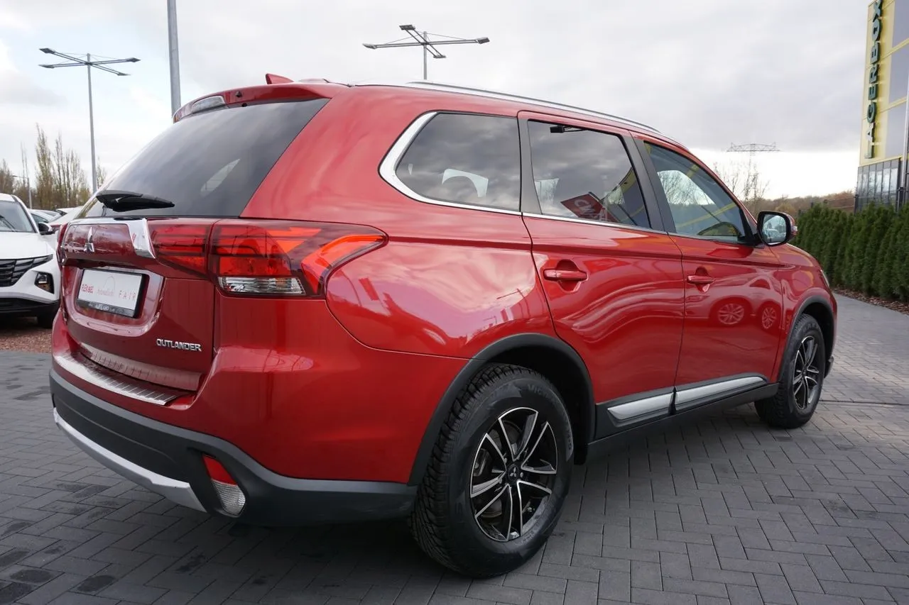 Mitsubishi Outlander 2.0 2WD...  Image 4