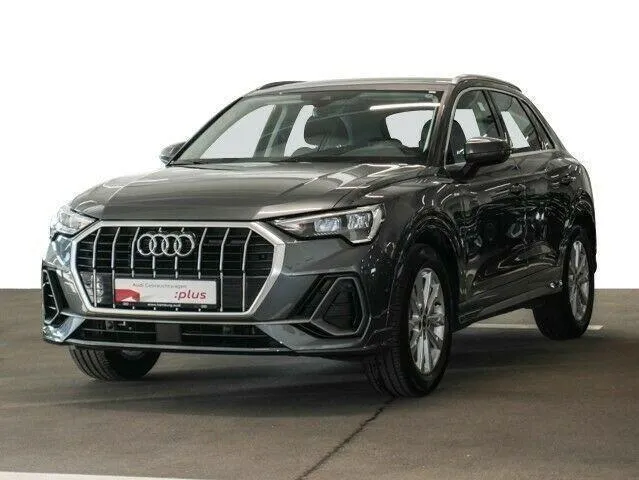 AUDI Q3 35 TFSI S line edition Image 1