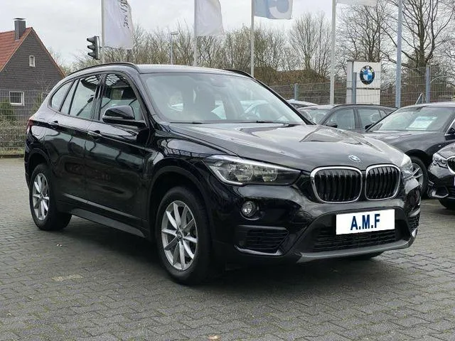 BMW X1 sDrive18i Advantage Image 1